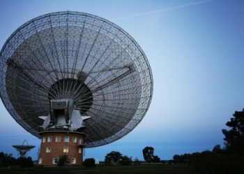 Circular UFO in My Dream: Common Meanings and What They Could Mean for You