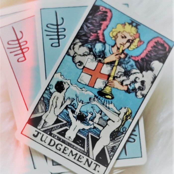 What tarot card represents Pluto? Find out how to read tarot for astrological insights.