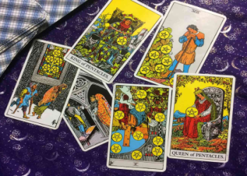 Is it a Yes or No? The 3 of Pentacles Card in Career and Money Questions Answered!
