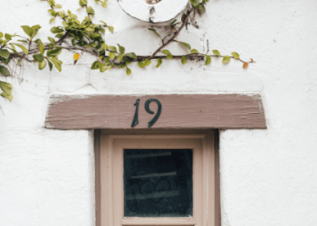 Seeing Angel Number 200? Discover Its Secret Meaning!