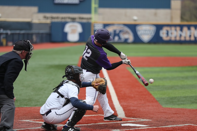 Why am I playing catcher in baseball in my dreams lately? Exploring the common psychological interpretations.